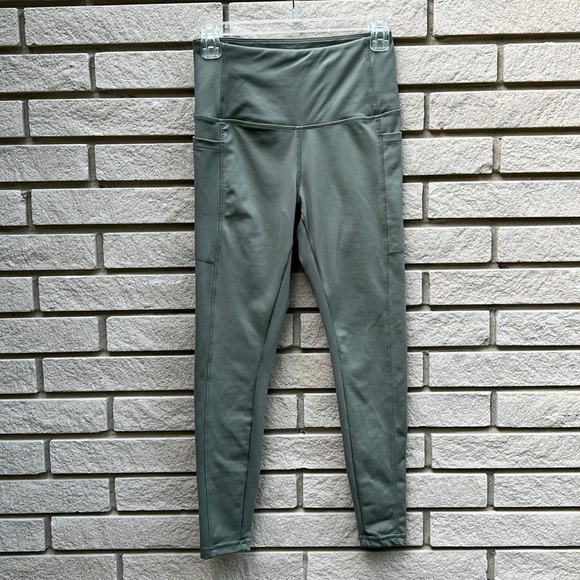 Danskin High Rise, Cropped, Workout Leggings - Sage Green - Size S - Picture 1 of 11